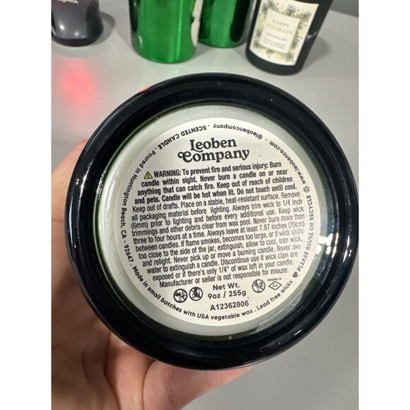 Leoben Company Balsam & Fir 9 Oz Candle Soy Wax Happy Holidays Christmas Tree - Picture 3 of 6